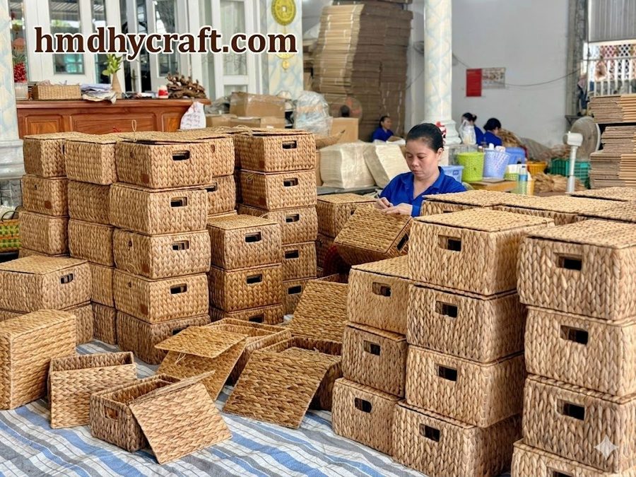 Artisans hand-weaving water hyacinth baskets in a Đồng Tháp cooperative